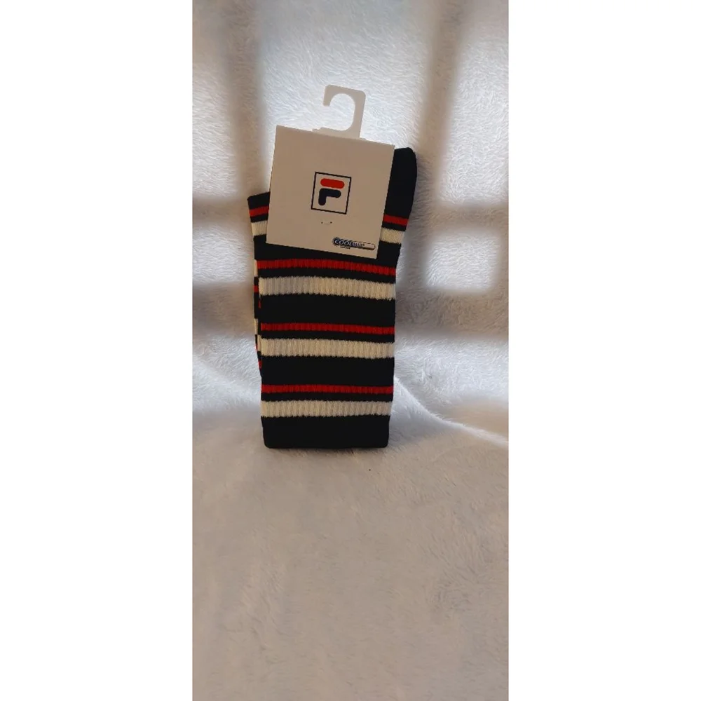 Fila Unisex Striped Navy and Red Women Size 7-9